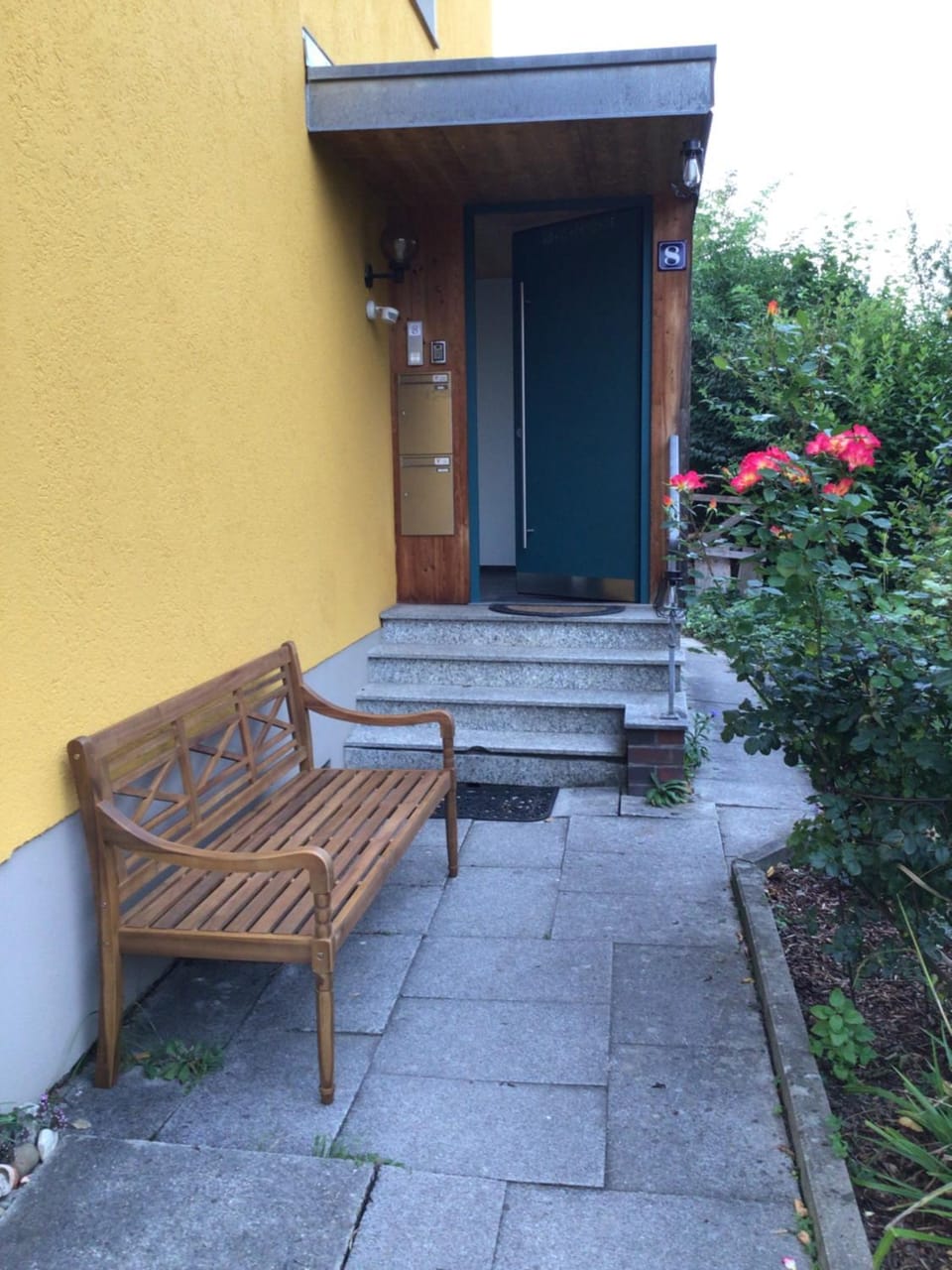 Property building, Facade/entrance
