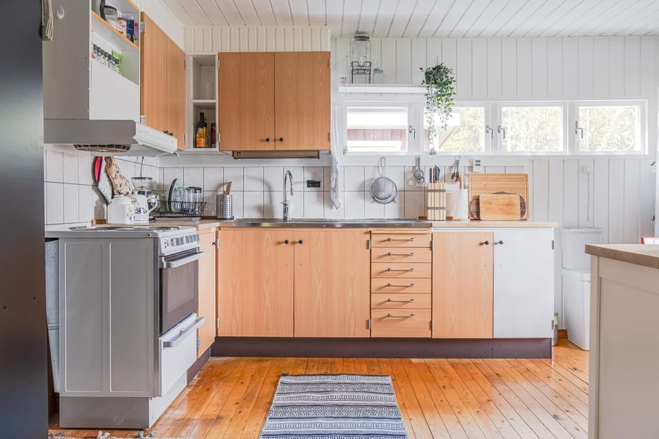 Remote Lakeview Cabin Escape Cabin in Norrbotten County, Sweden