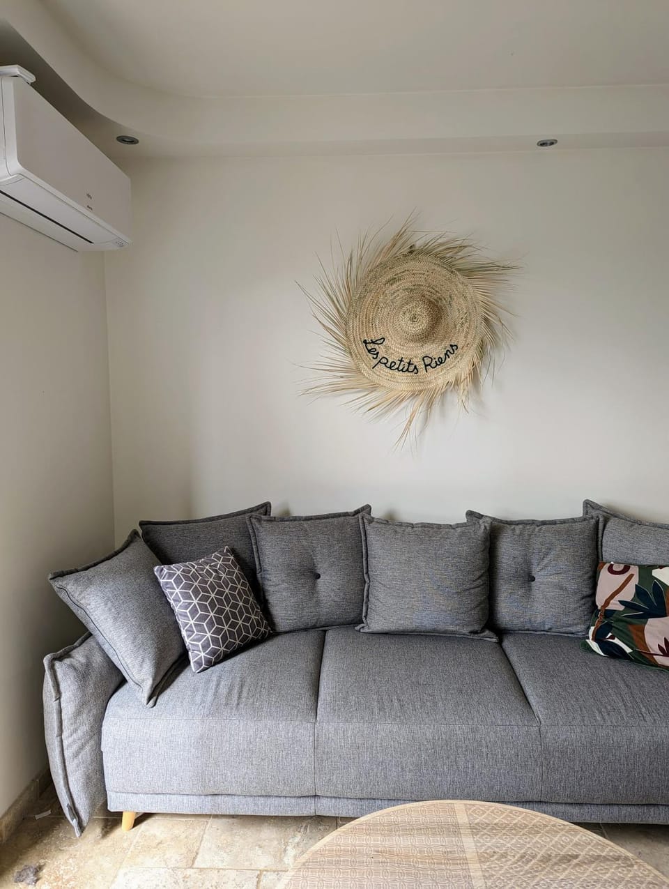 Living room, air conditioner