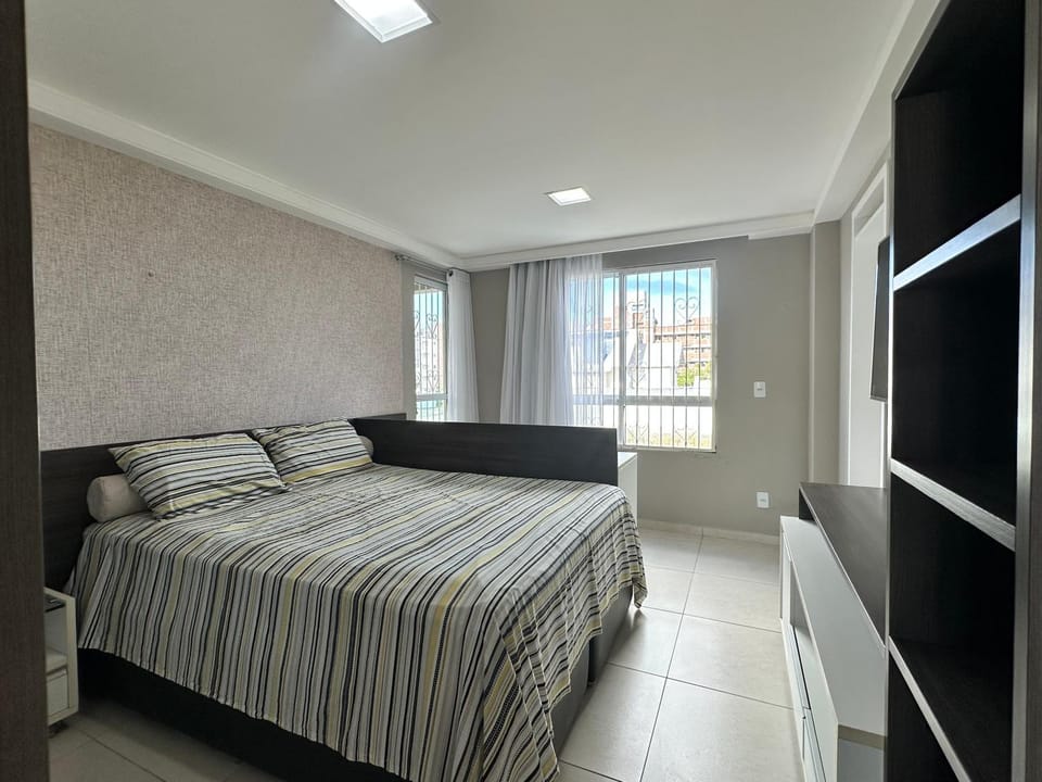 Bathroom, TV and multimedia, Bedroom