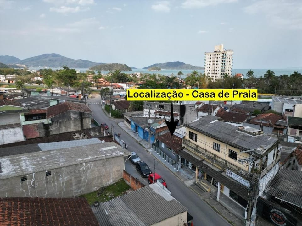 Neighbourhood, Bird's eye view, Location