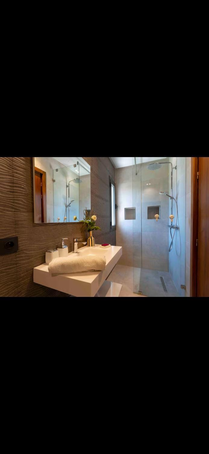 Marrakech Luxury Golf Villa Private Heated Pool & Garden Oasis Villa in Marrakesh