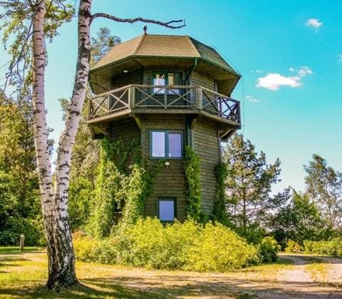 wietrzna wieża Villa in Belarus