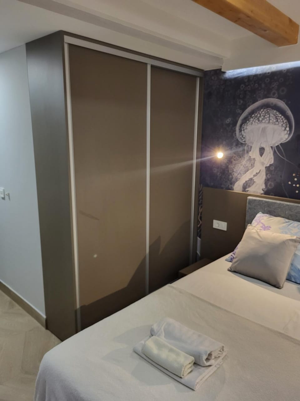 Bedroom, wardrobe