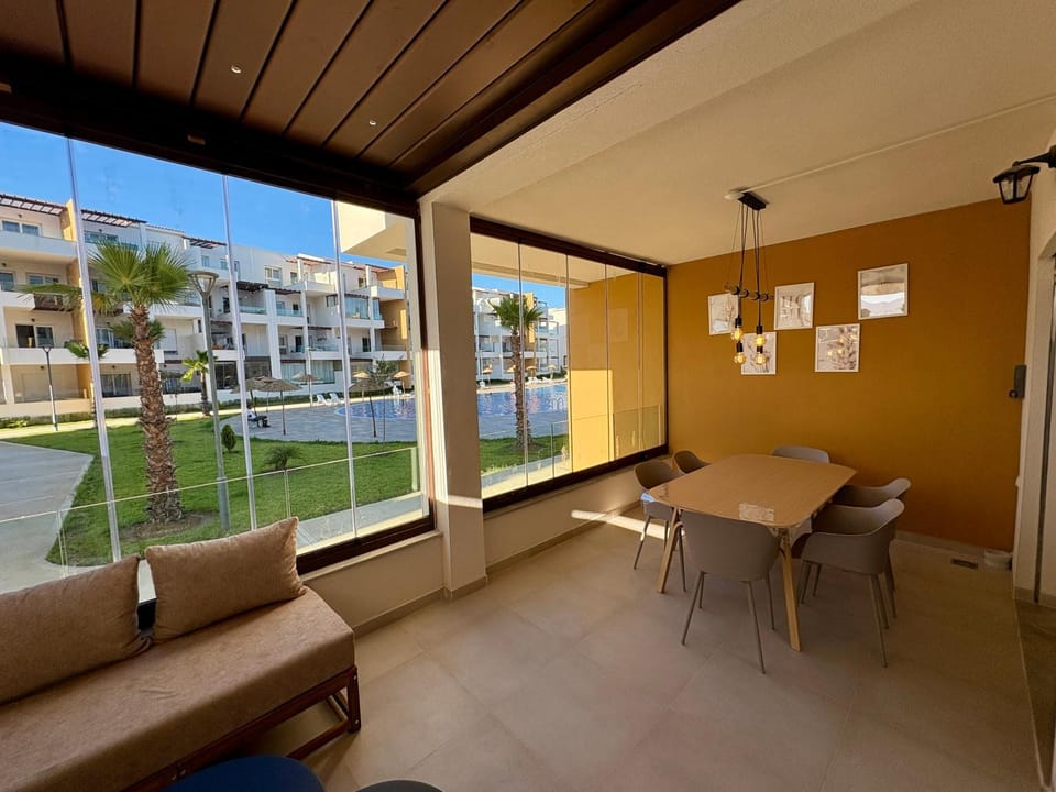 View (from property/room), Balcony/Terrace, Balcony/Terrace, Seating area, Dining area