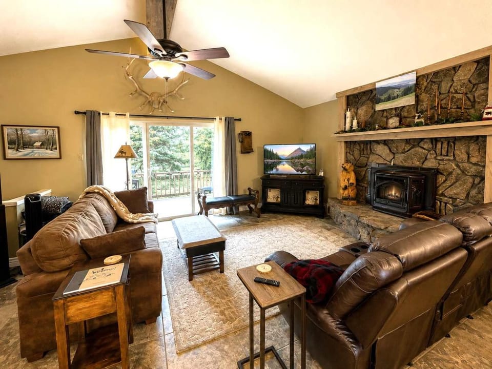 Chalet Rouge House in Ruidoso