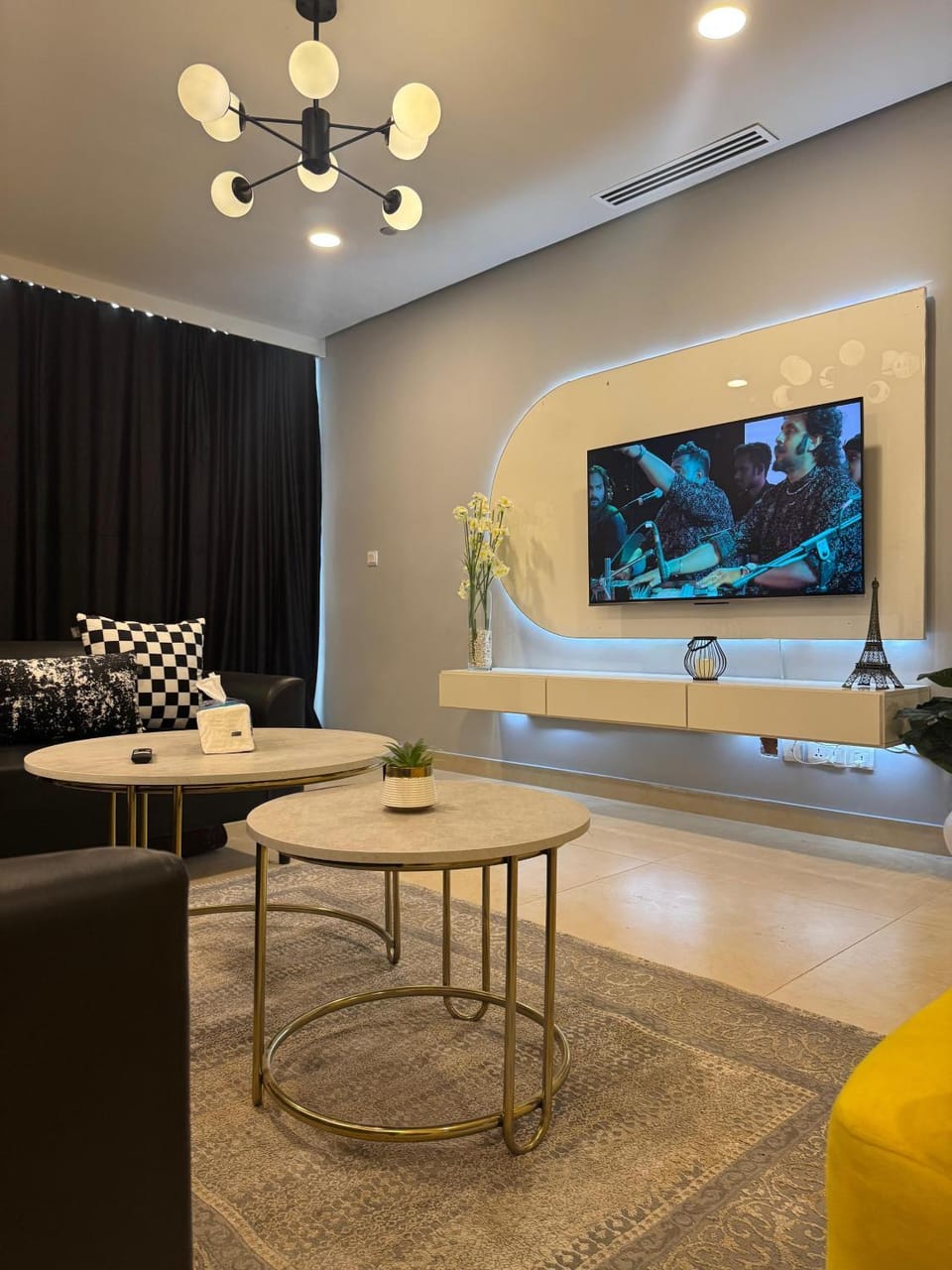 TV and multimedia, Living room