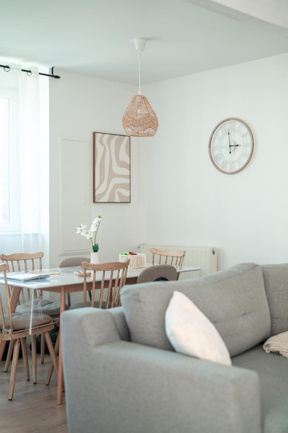Living room, Dining area