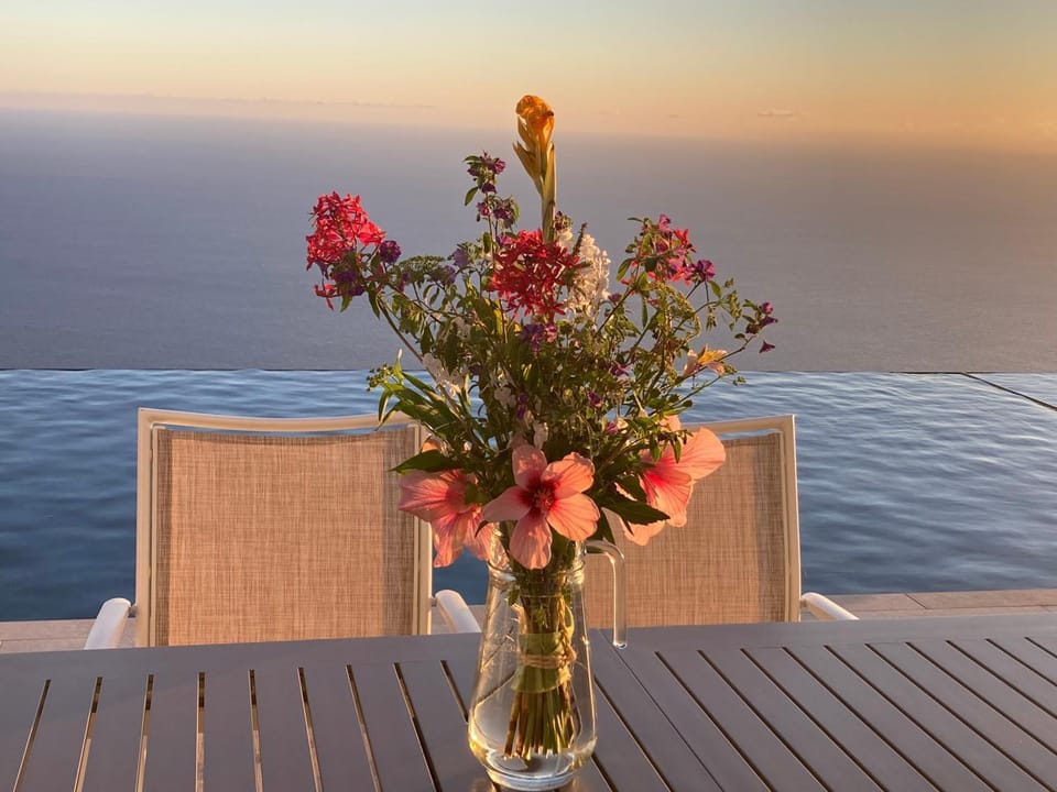View (from property/room), Balcony/Terrace, Sea view