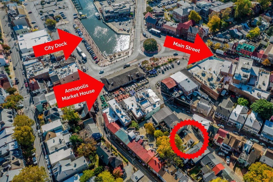 Historic Downtown Annapolis w Rooftop Deck House in Spa Creek