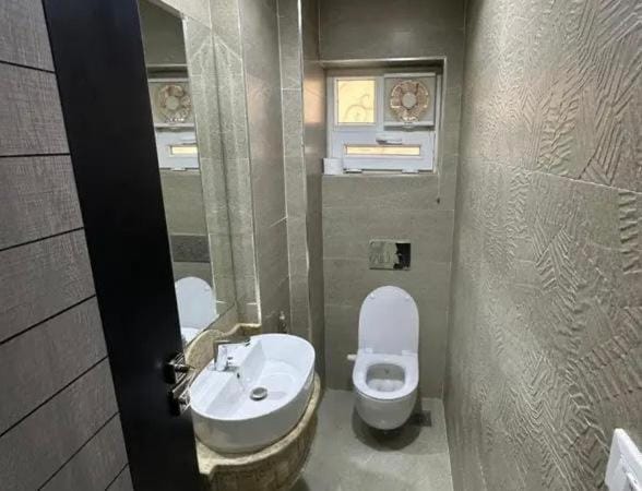 Shower, Toilet, bidet