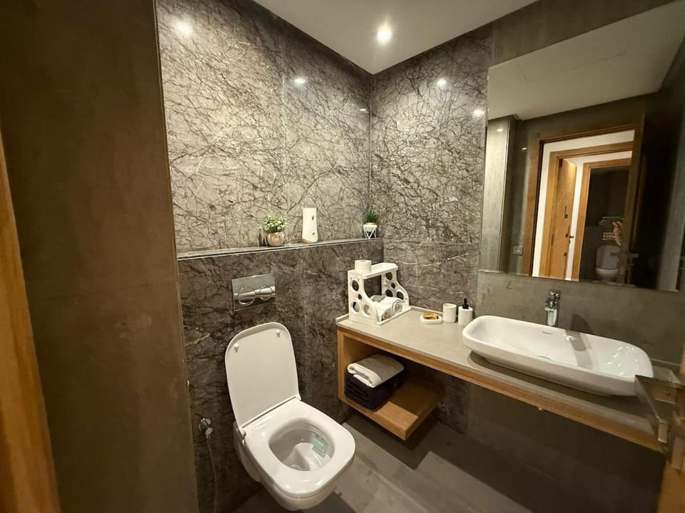 Luxury 2BDR AP in Central Marrakech Gueliz Apartment in Marrakesh