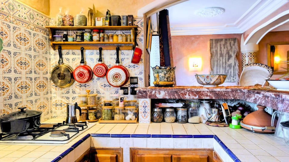 Coffee/tea facilities, Kitchen or kitchenette, minibar