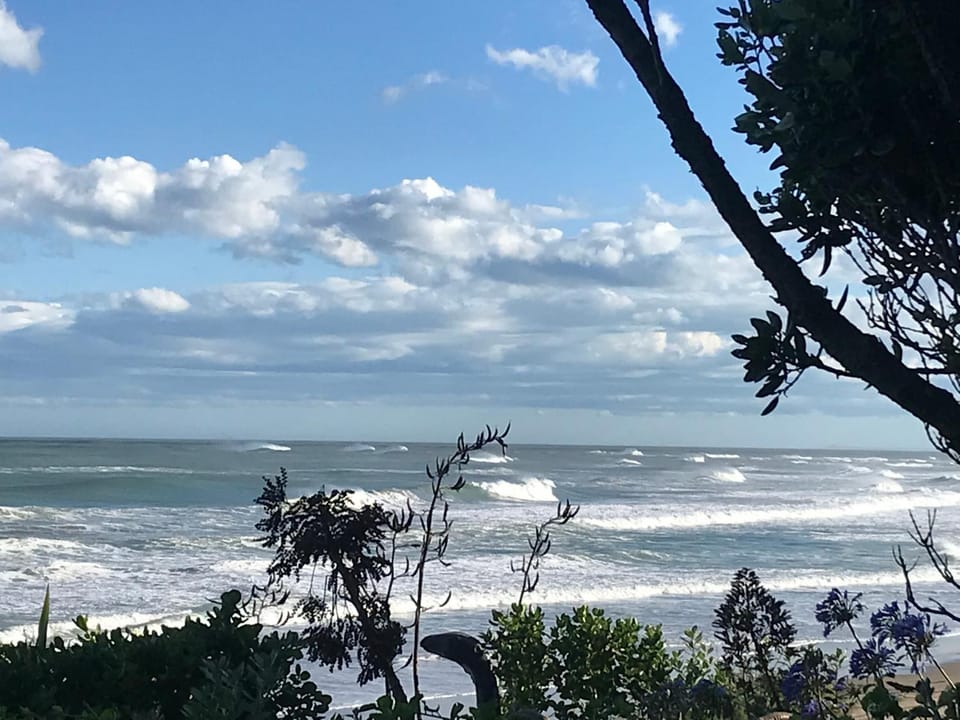 Gisborne, 3 Bedroom House, Beachfront, Wainui Beach House in Gisborne