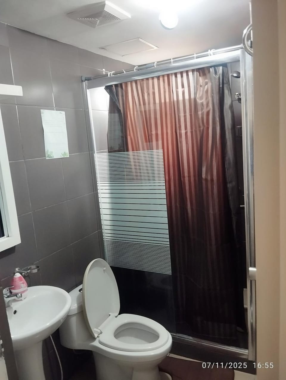 HAPpycation Portocondo Apartment in Pasig
