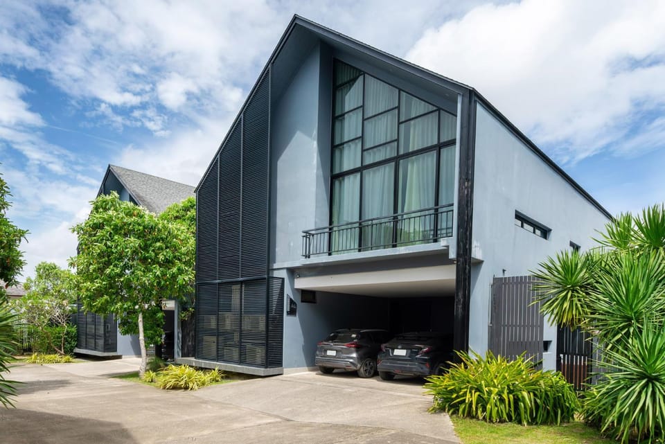 Property building, Parking