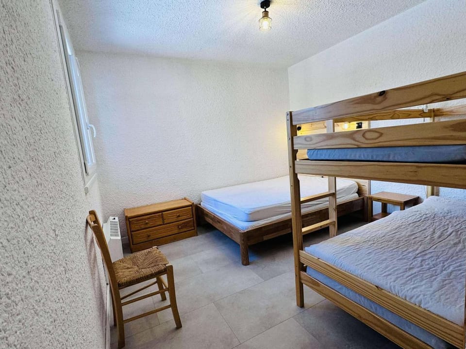 Appartement 8 pers, aux Deux Alpes, proche pistes, parking Apartment in Les Deux Alpes