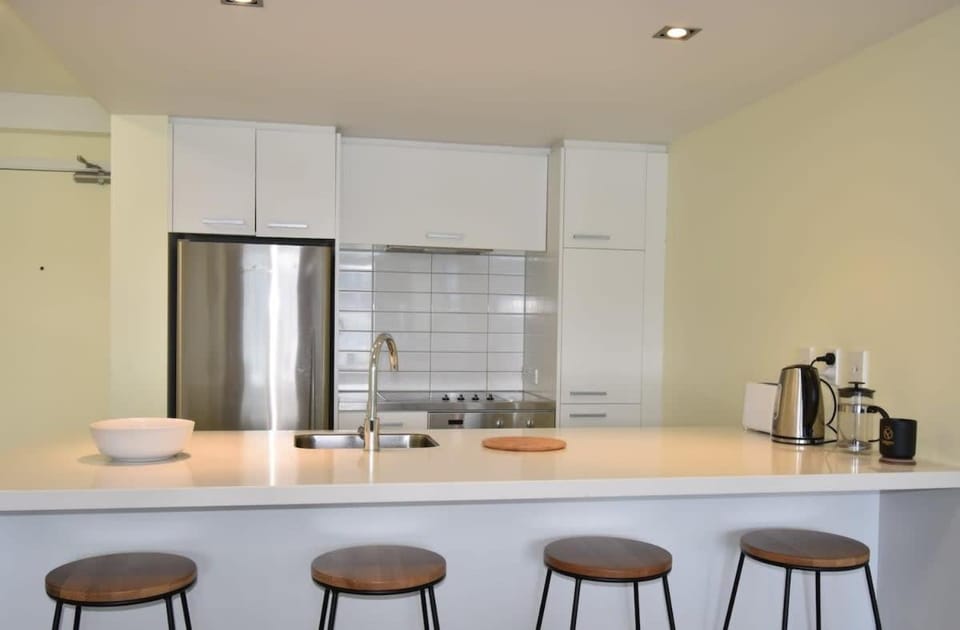 Wellington Waterfront, Exceptional Harbour Views Apartment in Wellington