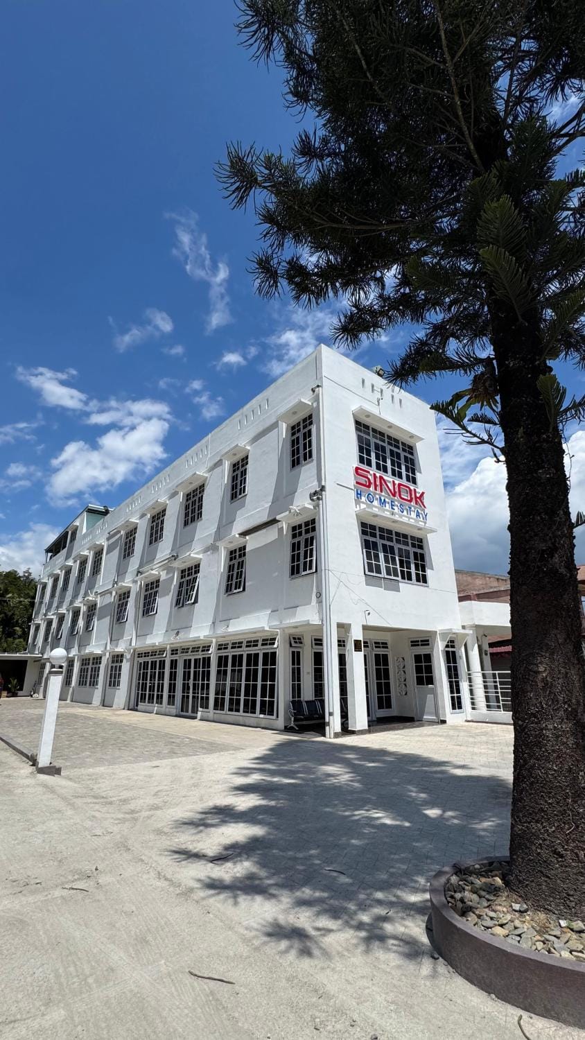 Property building, Day