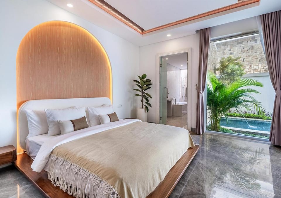 Bed, Bedroom, Pool view, towels, air conditioner