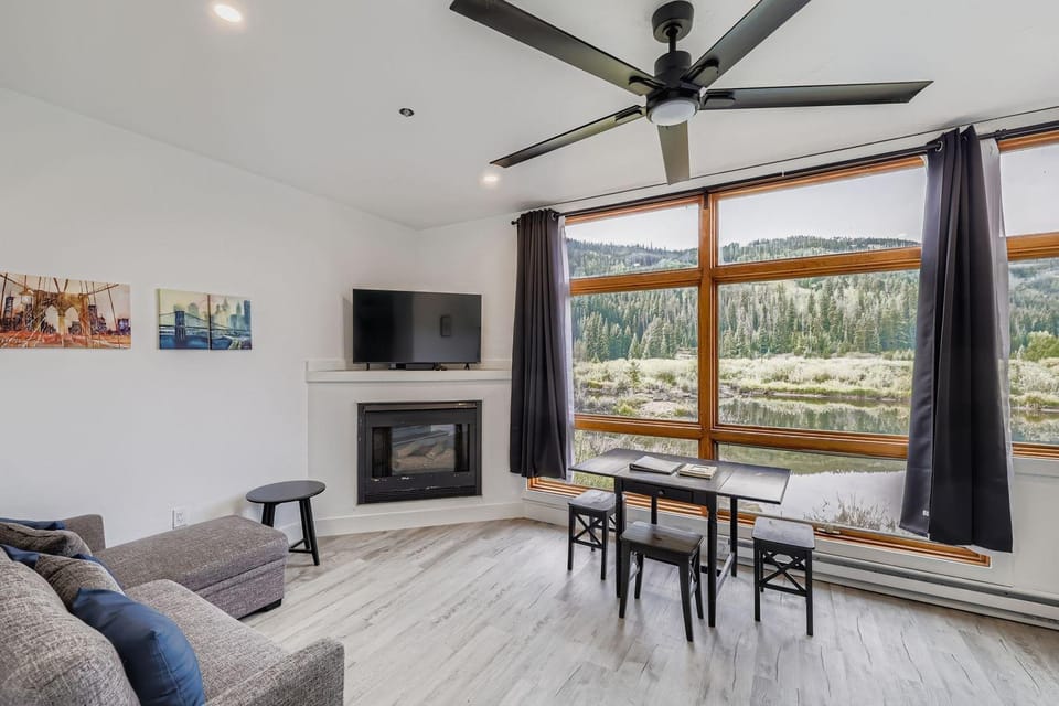 2903 Riverbank Lodge condo Apartment in Keystone