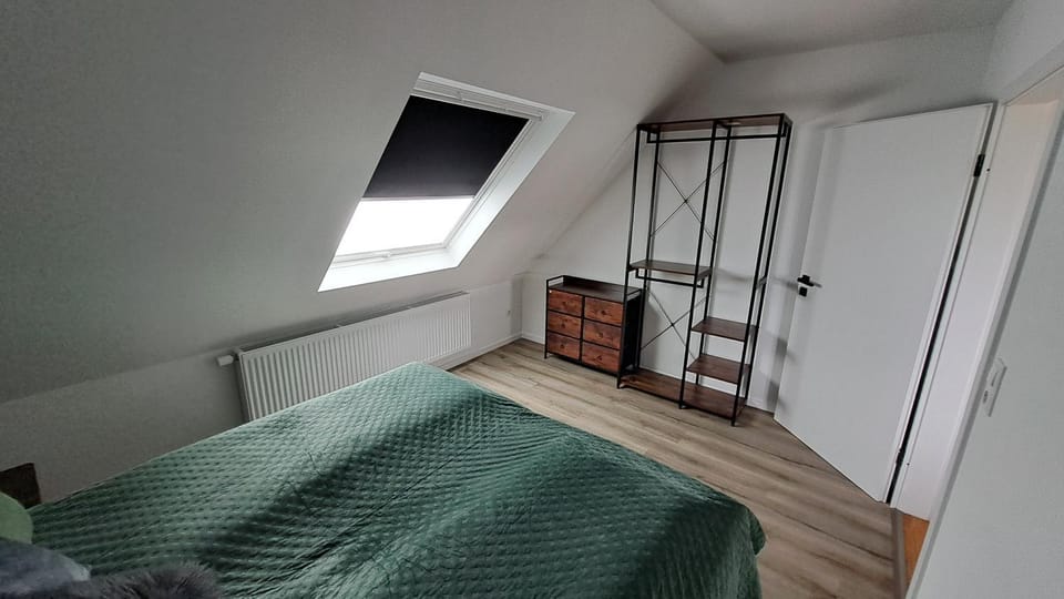 Bed, Photo of the whole room, Bedroom, wardrobe
