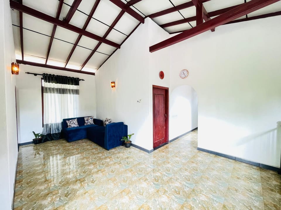 Living room, Seating area, air conditioner