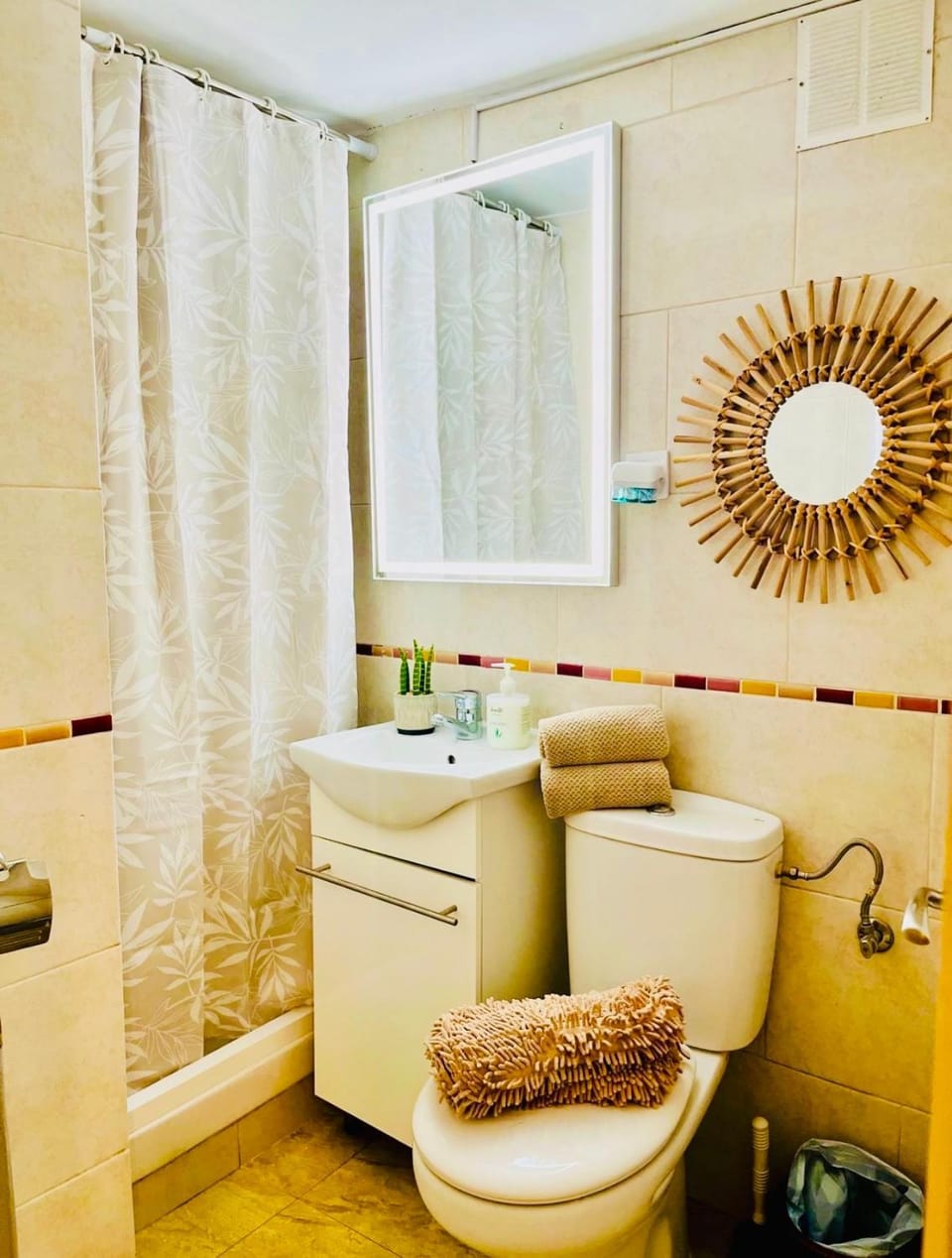 Shower, Bathroom, towels