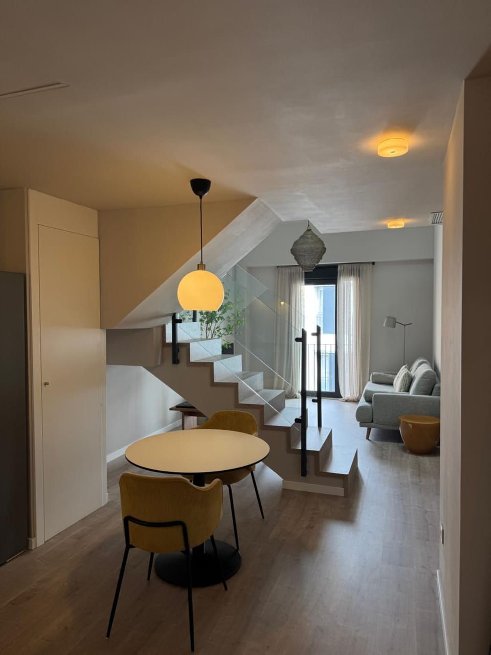 Living room, Dining area