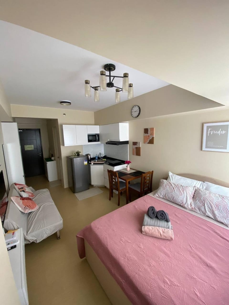 Mini Luxe by TEJ at Avida Towers Aspira 2 CDO Apartment in Cagayan de Oro