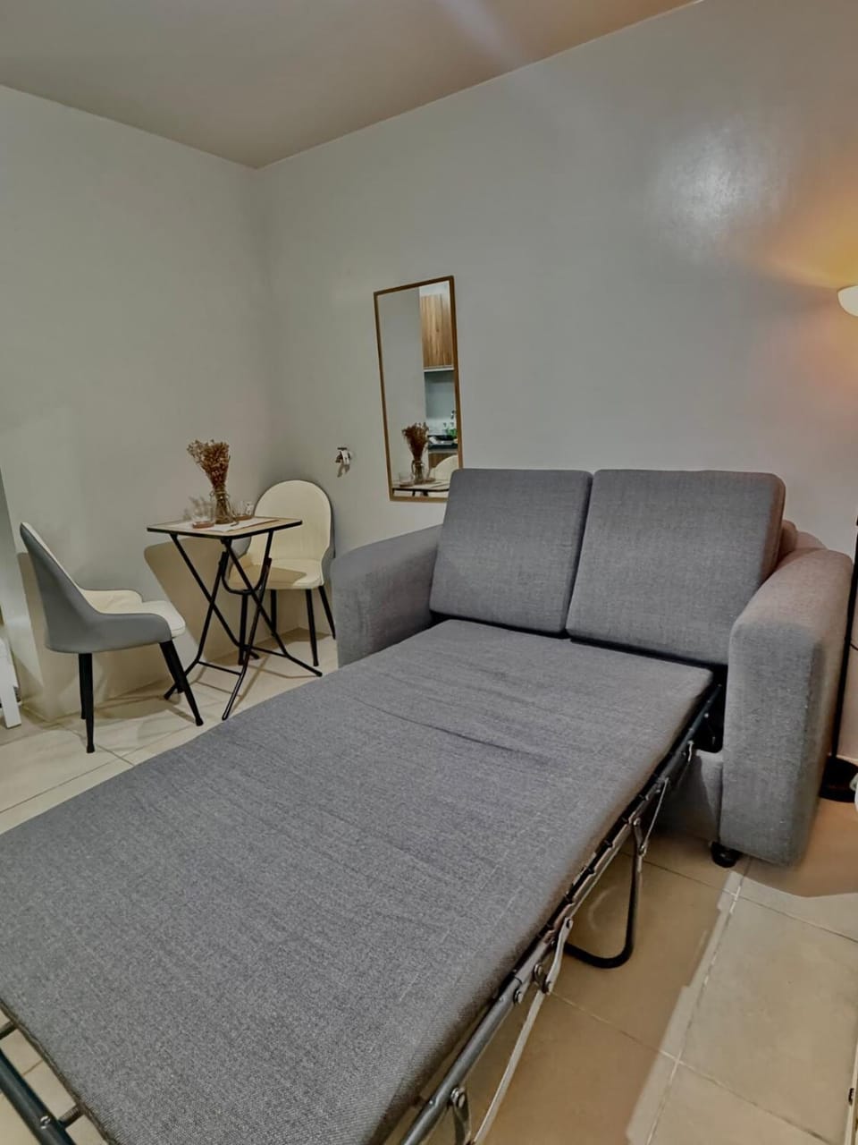 Condotel Near NAIA T1, T2 and CAAP Apartment in Las Pinas