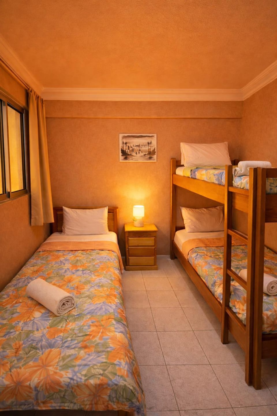 Photo of the whole room, Bedroom, bunk bed, towels