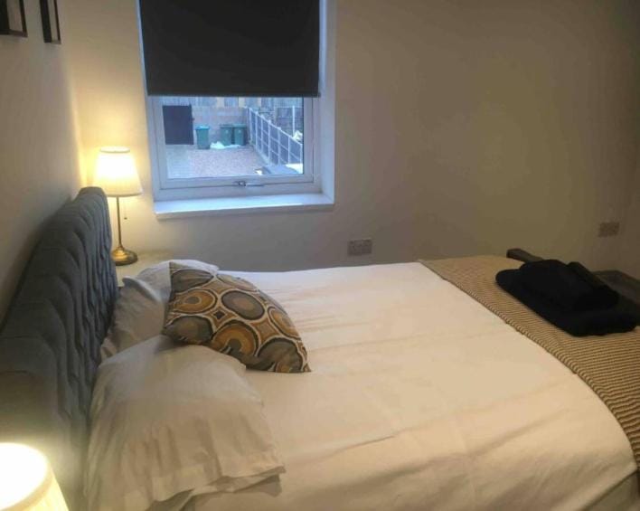 The Garden View Studio, Coventry Central, Wi-Fi Apartment in Coventry