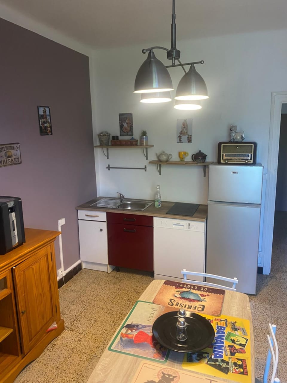 Kitchen or kitchenette