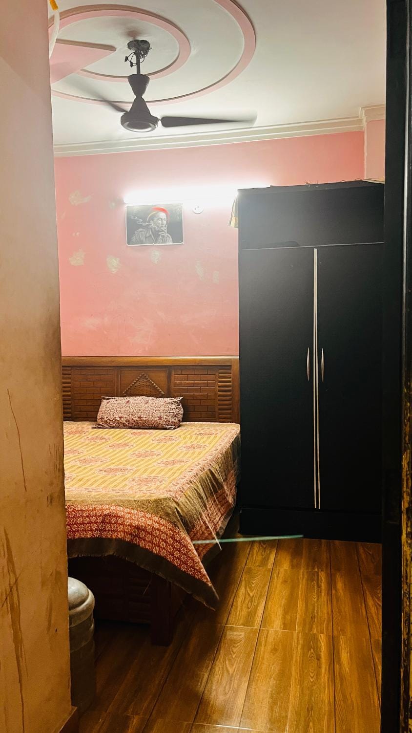 urban edge realty Apartment in Delhi