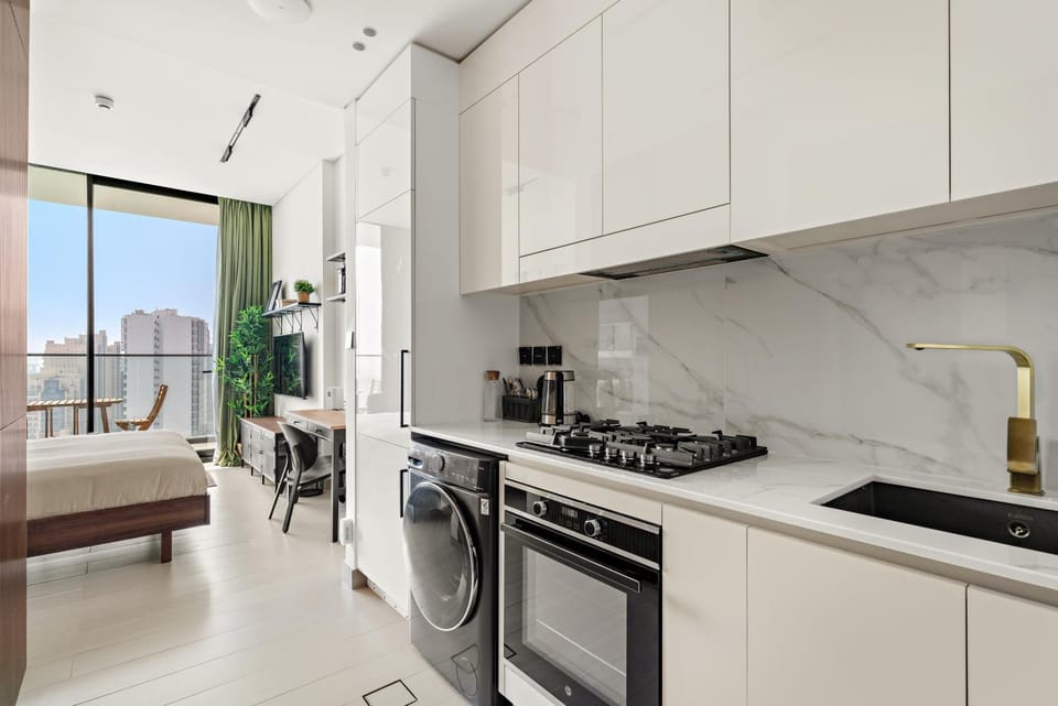 Modern Studio with Pool & Gym - Prime JVC Location Apartment in Dubai