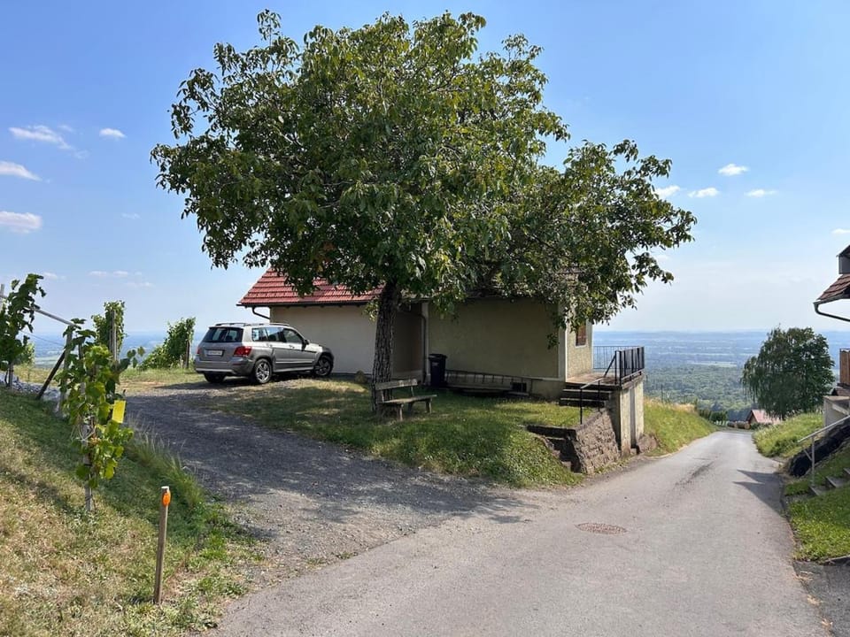 Property building, Parking