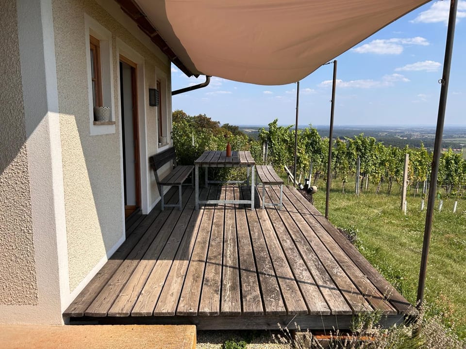 View (from property/room), Balcony/Terrace