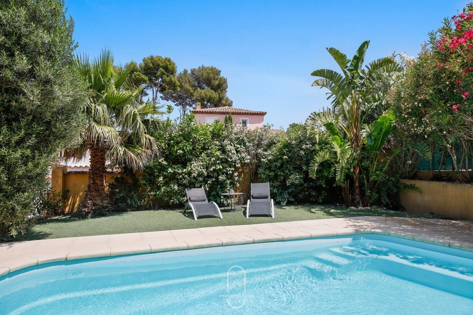 Garden, Swimming pool