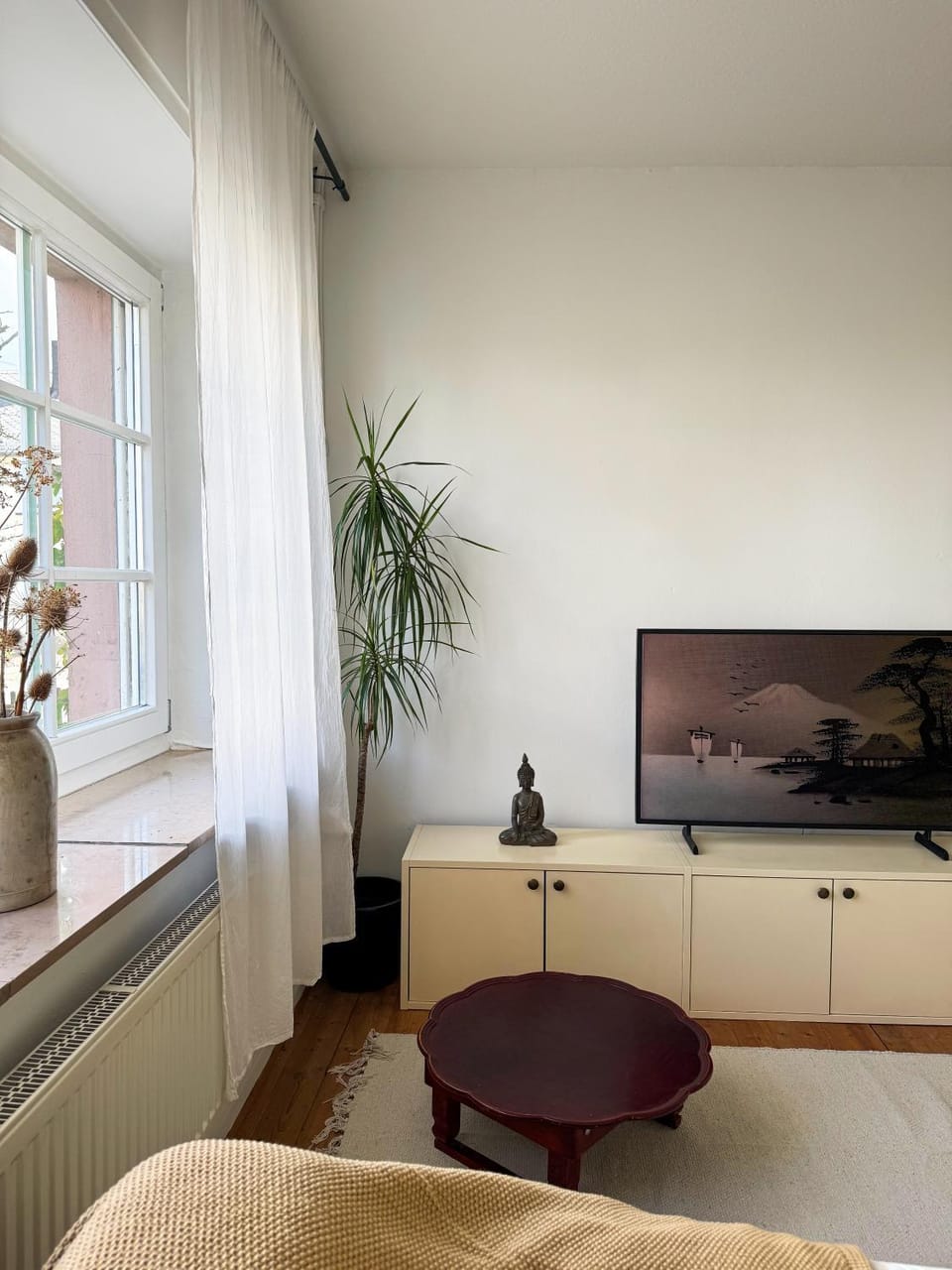 TV and multimedia, Living room, Photo of the whole room, Seating area