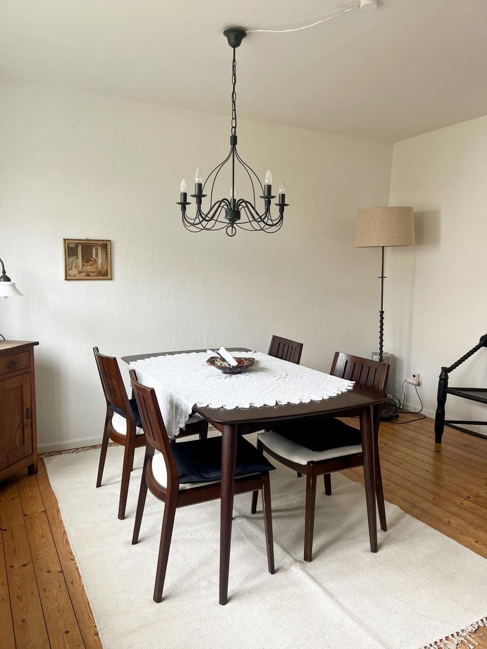 Living room, Photo of the whole room, Seating area, Dining area