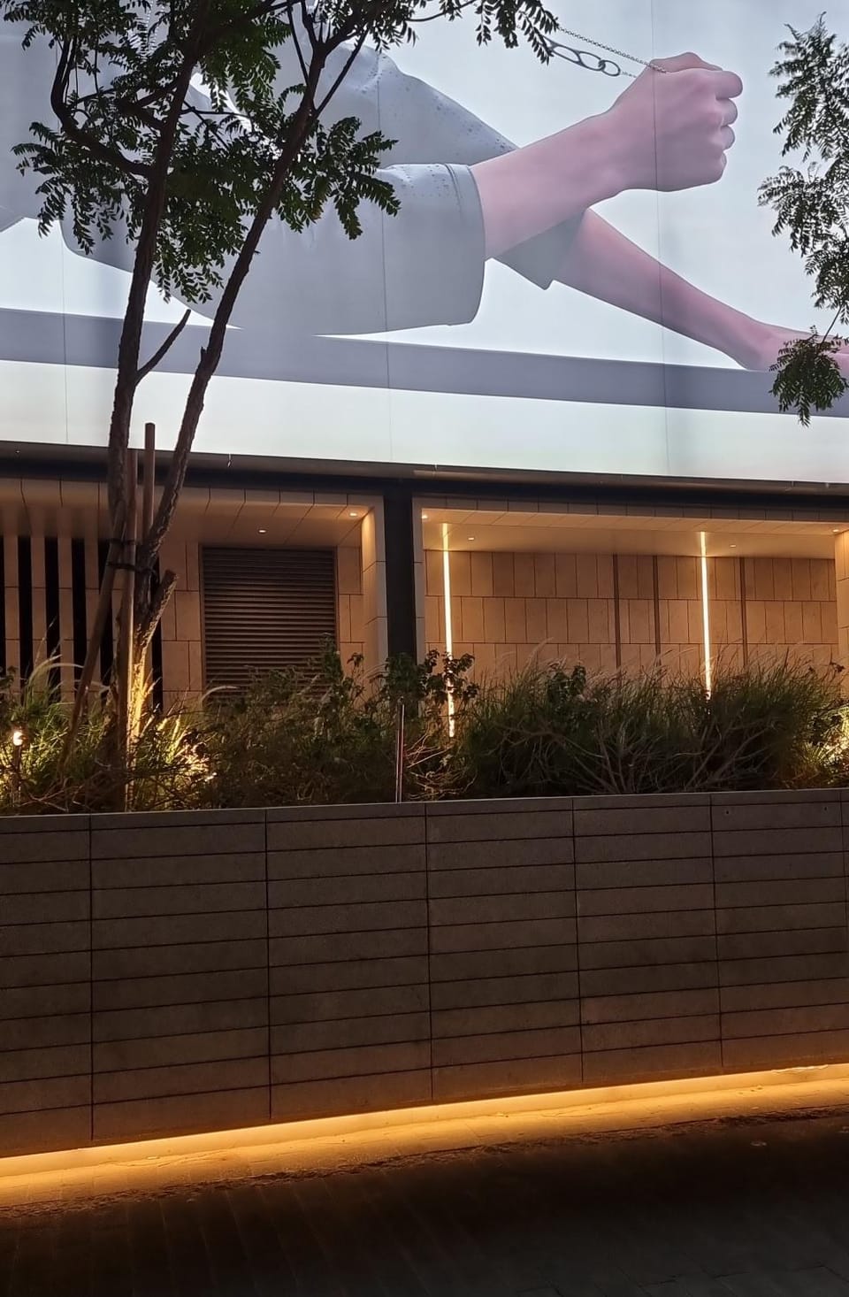 Luxurious Boutique - Abu Dhabi Centre Hostel in Abu Dhabi