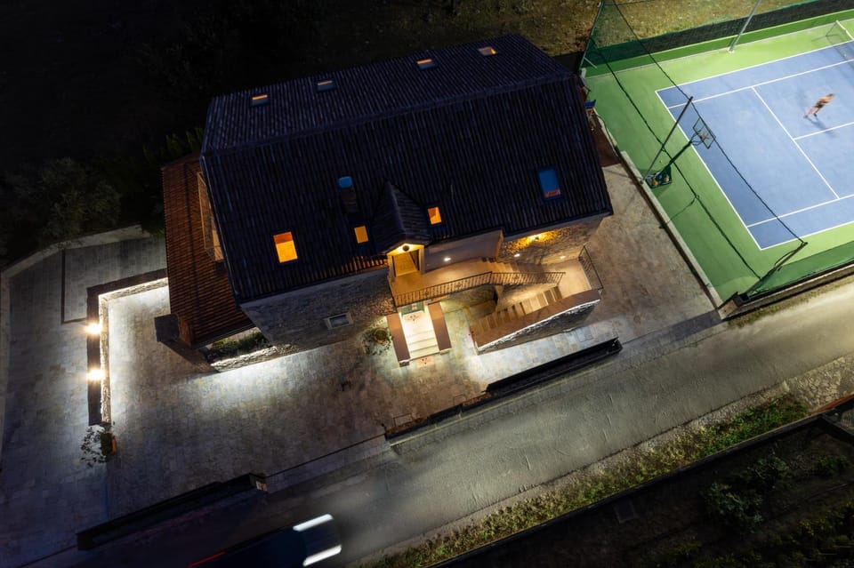 Luxury Villa Čulina Murvica-Heated Pool,Spa,Tennis i BBQ Villa in Zadar County