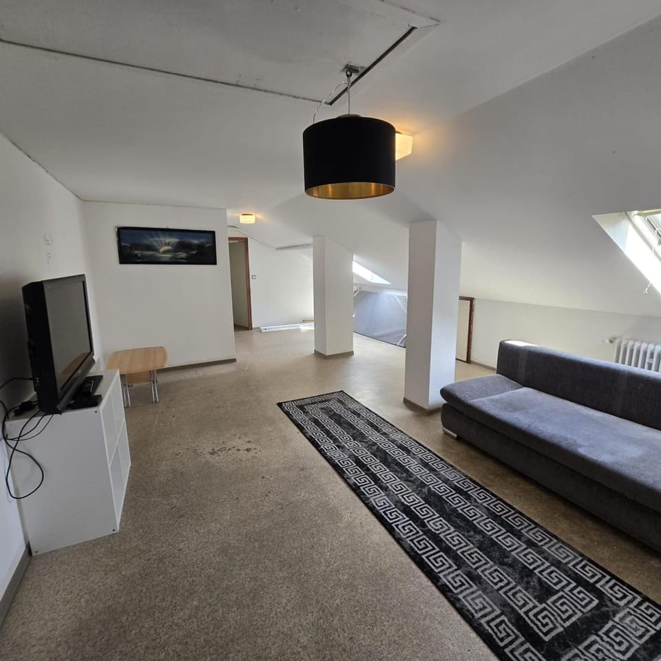Communal lounge/ TV room, Evening entertainment