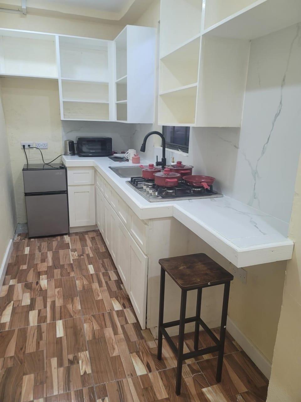Oceanview suites Midtown Apartment in Saint Georges
