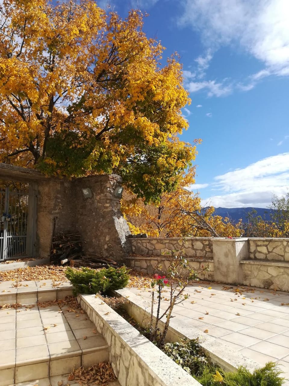 Antica casa panoramica con sauna e idromassaggio House in Abruzzo