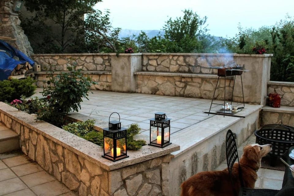 Antica casa panoramica con sauna e idromassaggio House in Abruzzo