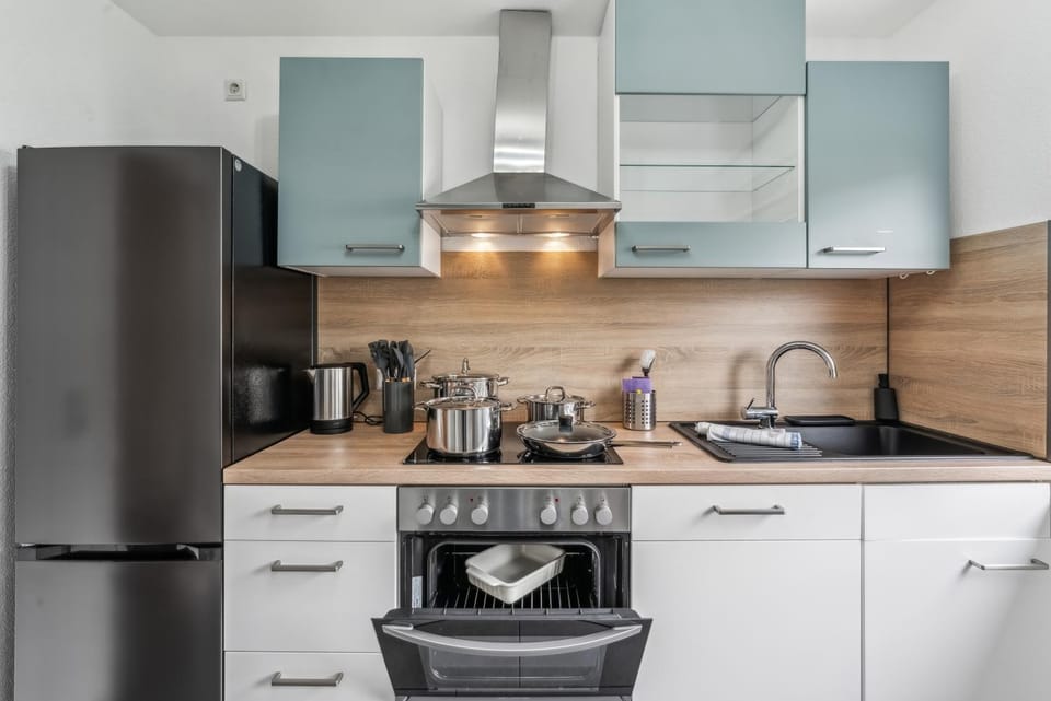 dishwasher, oven, stove, kitchen