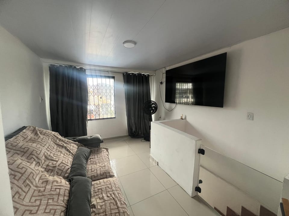 Communal lounge/ TV room, TV and multimedia, Living room, Seating area, Evening entertainment