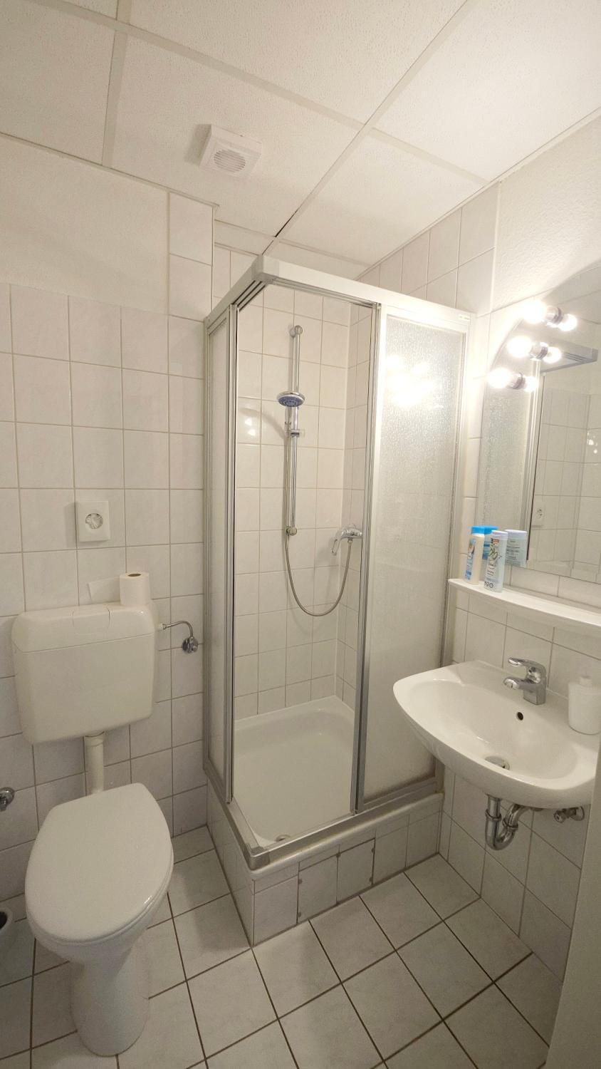 Shower, Bathroom
